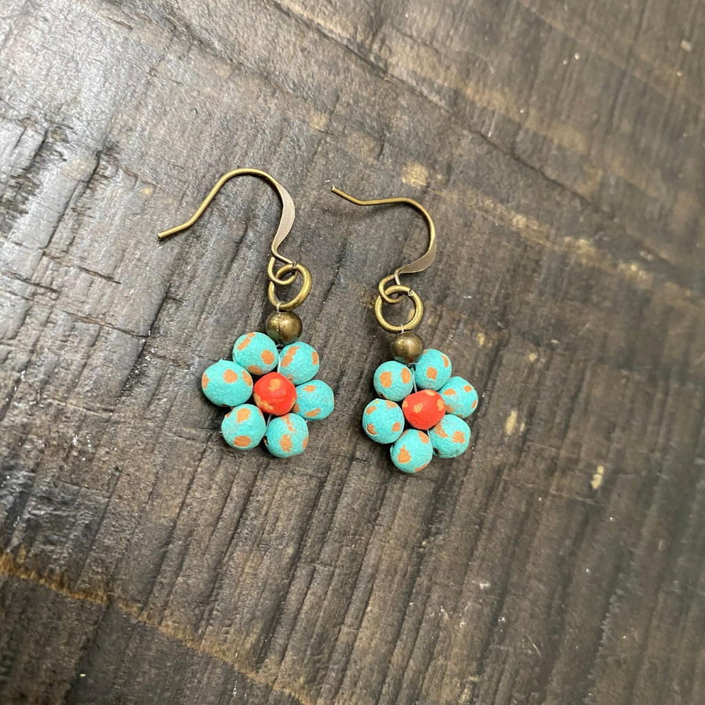 Ceramic Daisy Earring