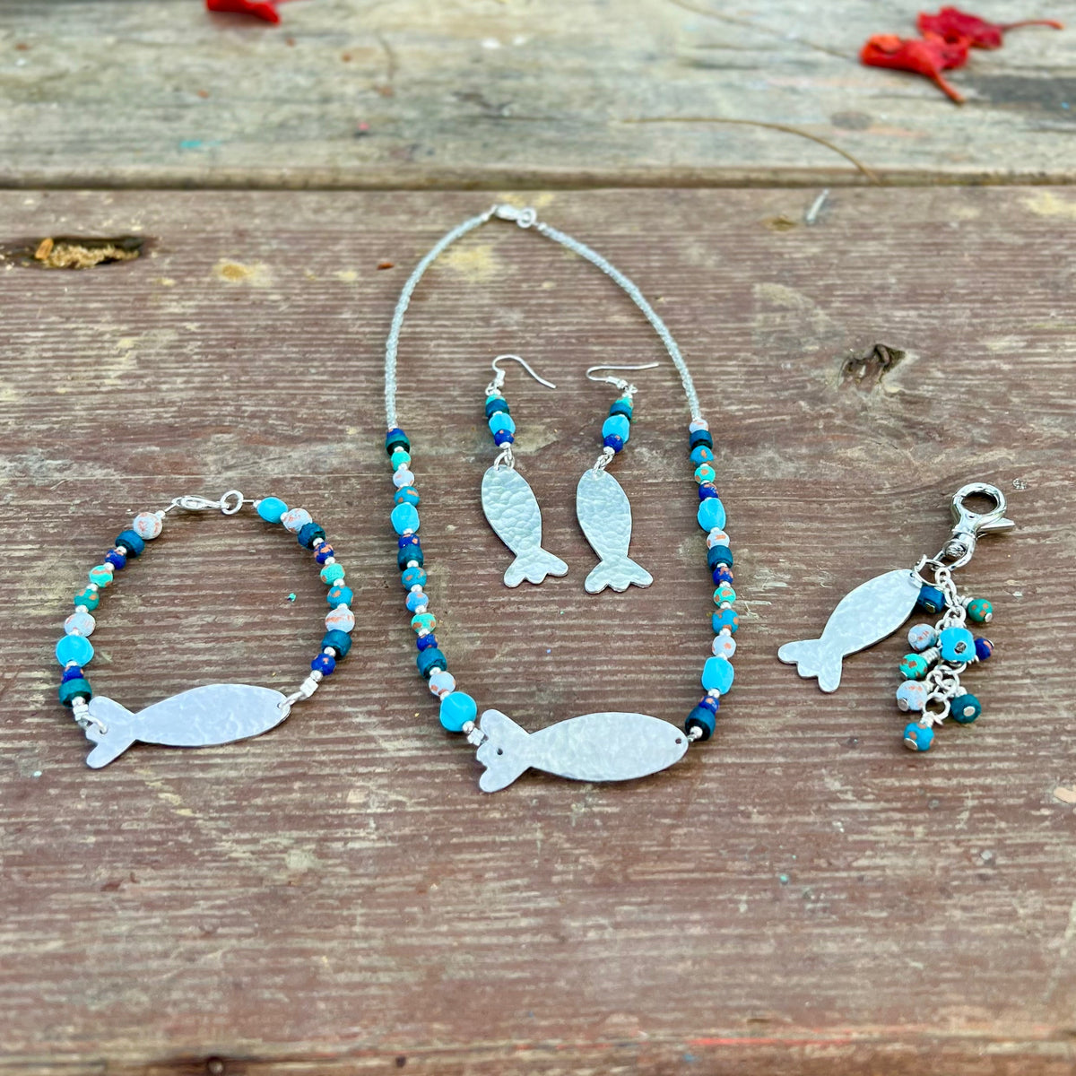 Aluminum Fish Clasp Bracelet