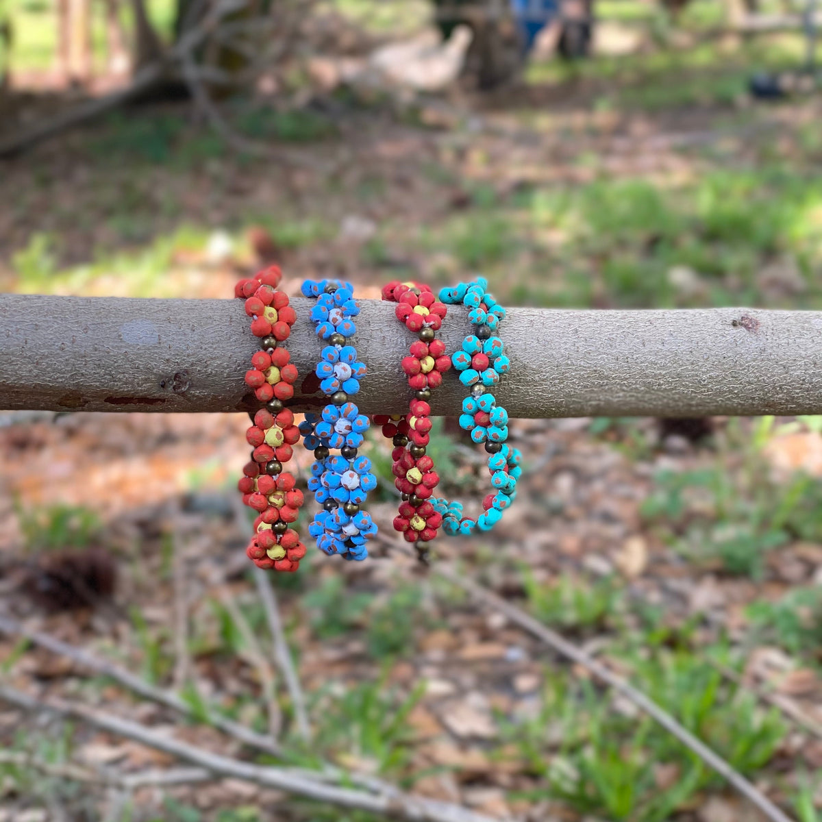 Ceramic Daisy Chain Bracelet